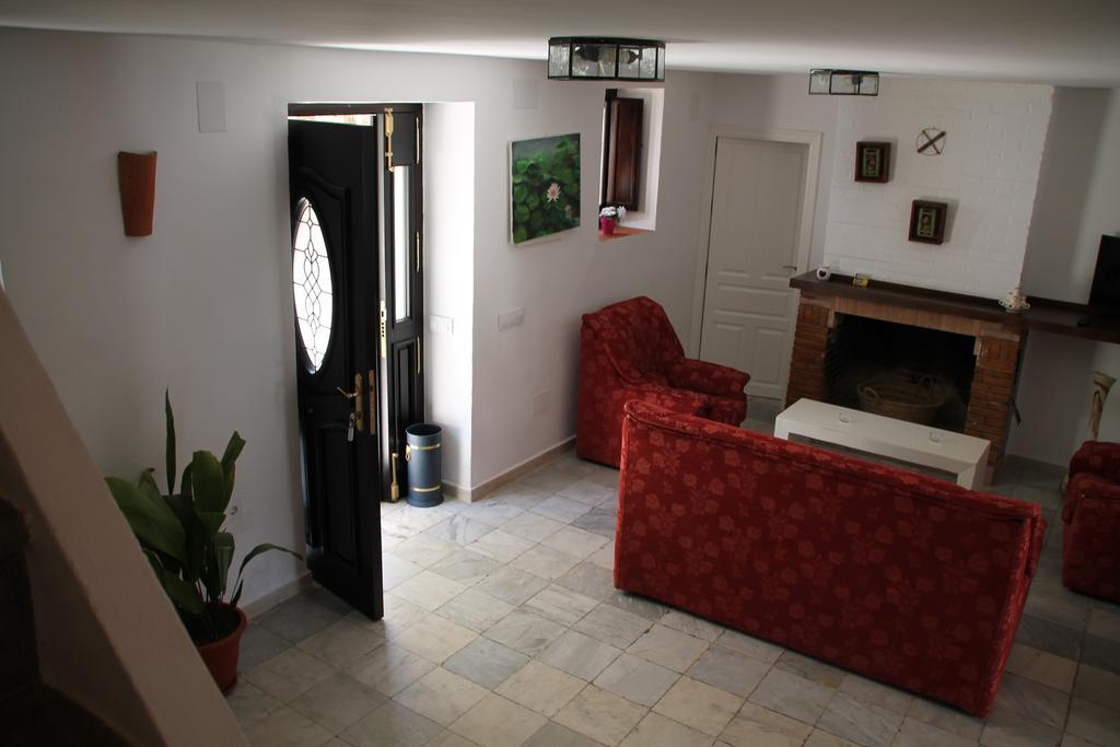 La Fuente De El Nacimiento Guest House Benamahoma Eksteriør bilde