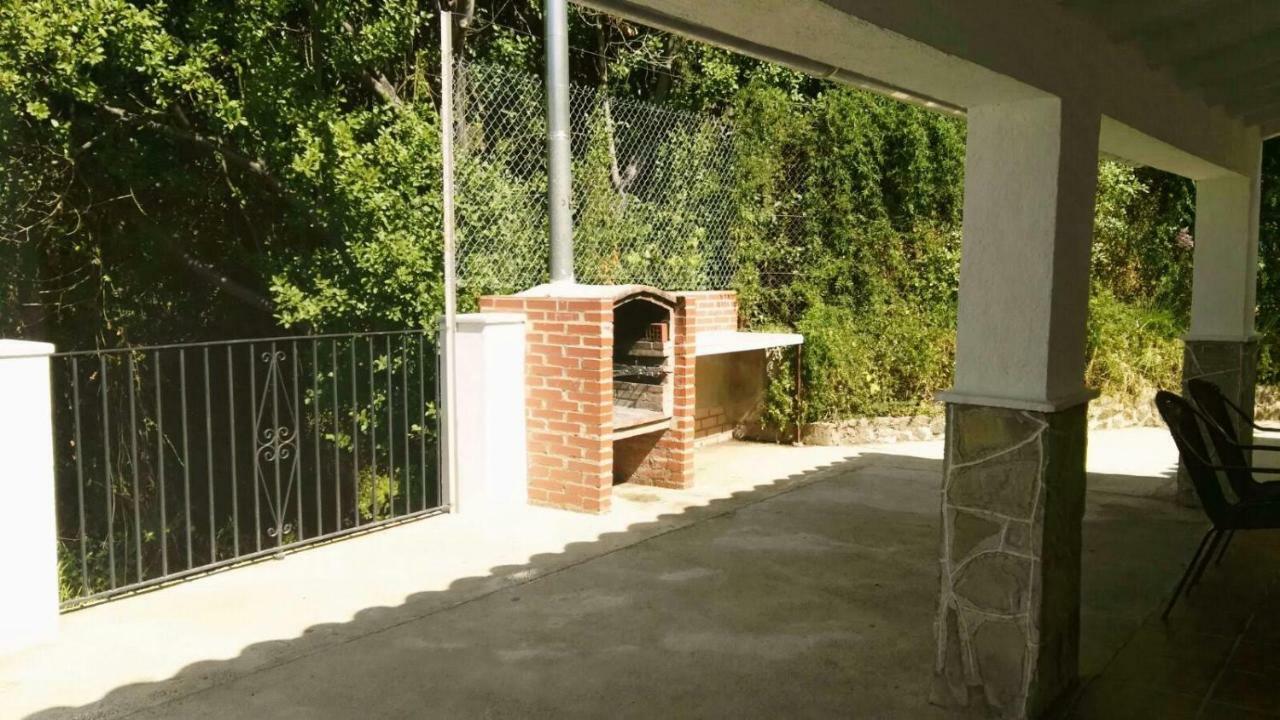 La Fuente De El Nacimiento Guest House Benamahoma Eksteriør bilde